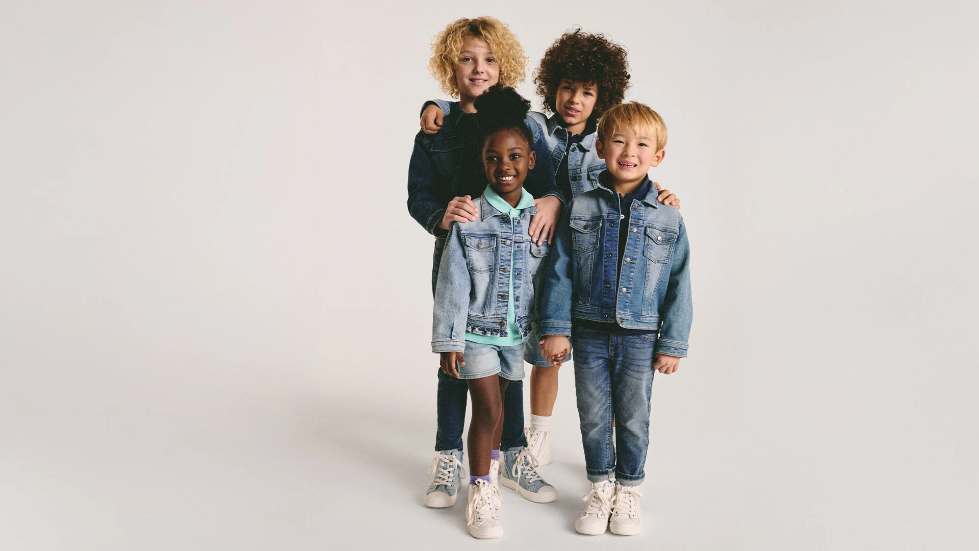 Front Page -Molo Store BW denim kids